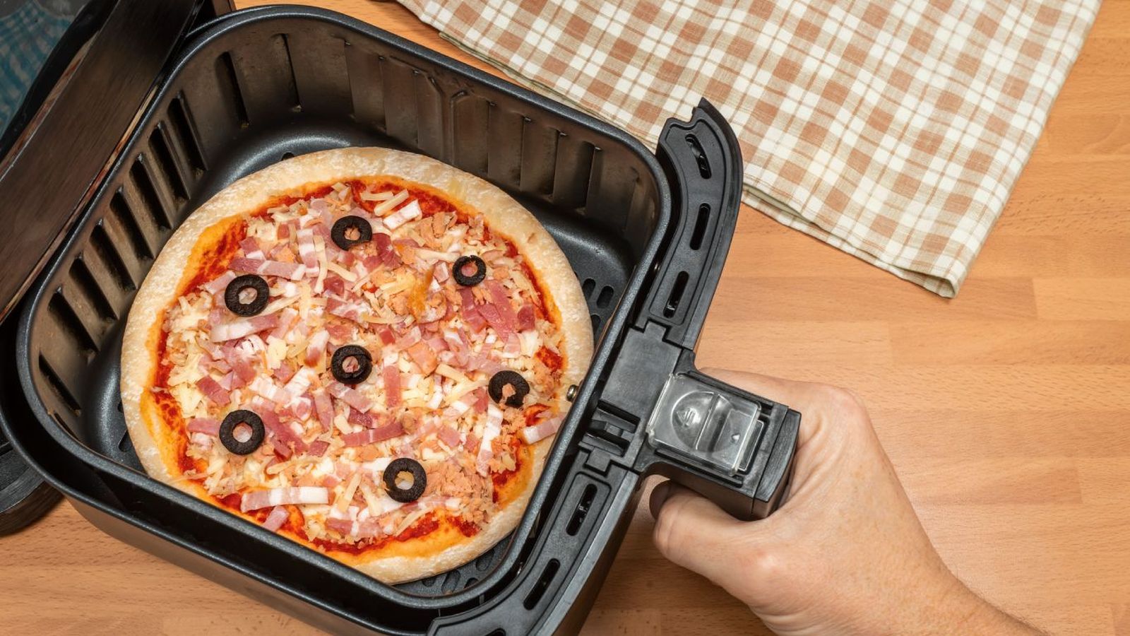 Cómo recalentar pizza en la freidora de aire Cómo recalentar pizza en la freidora de aire