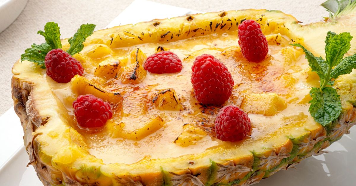 Piña rellena, el espectacular postre de Karlos Arguiñano