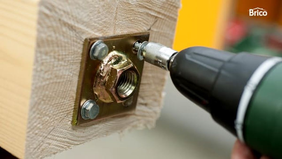 Brico 663 como hacer una pergola de madera p5