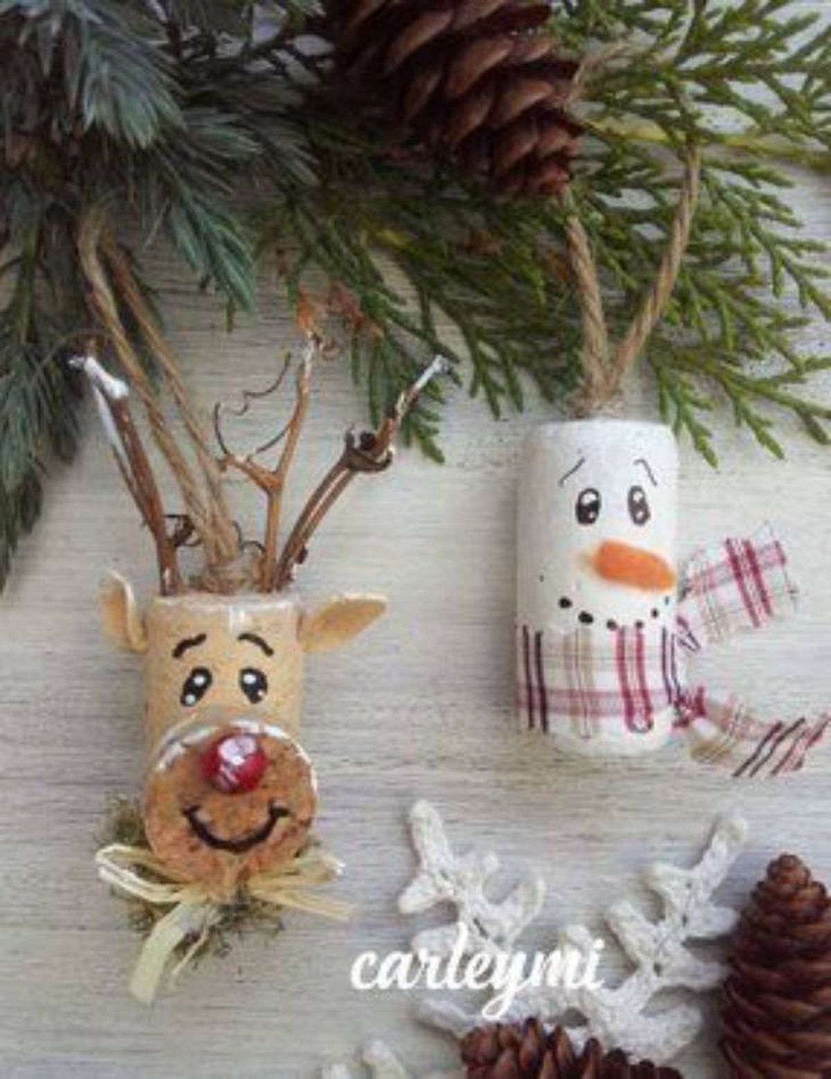 adornos reciclados arbol navidad corchos