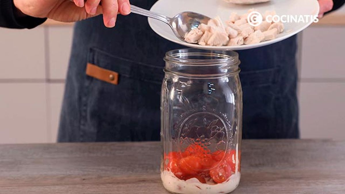 Ensalada césar en tarro   paso 3