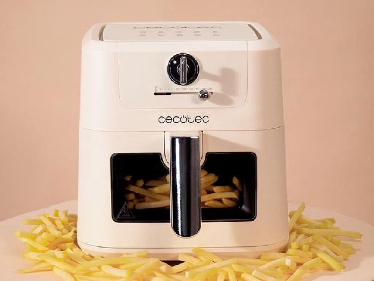 La Cecofry Antique de Cecotec ofrece 5 litros de capacidad