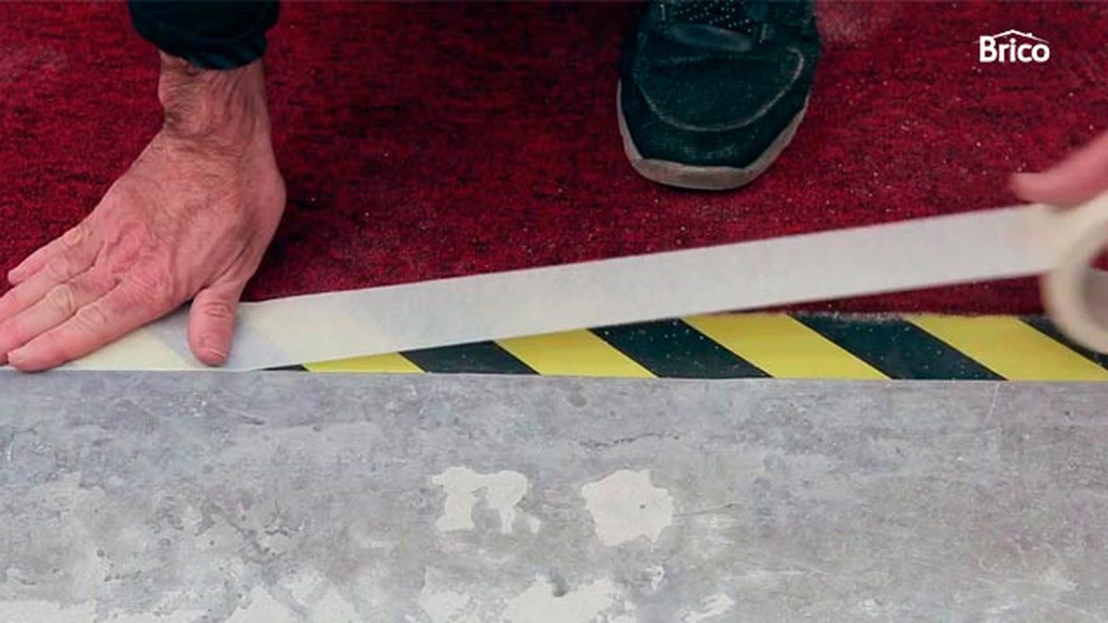 Sellador transparente de poliuretano para suelo de mortero paso 2 Sellador transparente de poliuretano para suelo de mortero paso 2