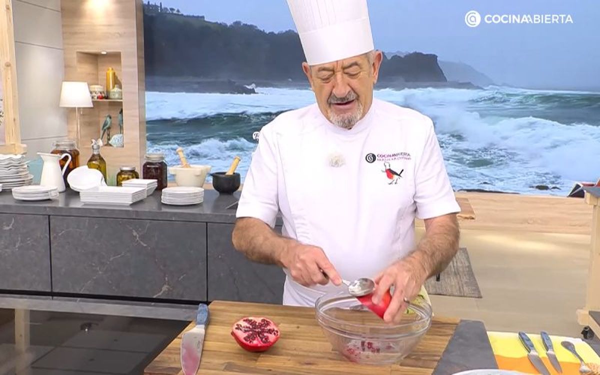 Lo único que necesitas para vaciar una granada es una cuchara