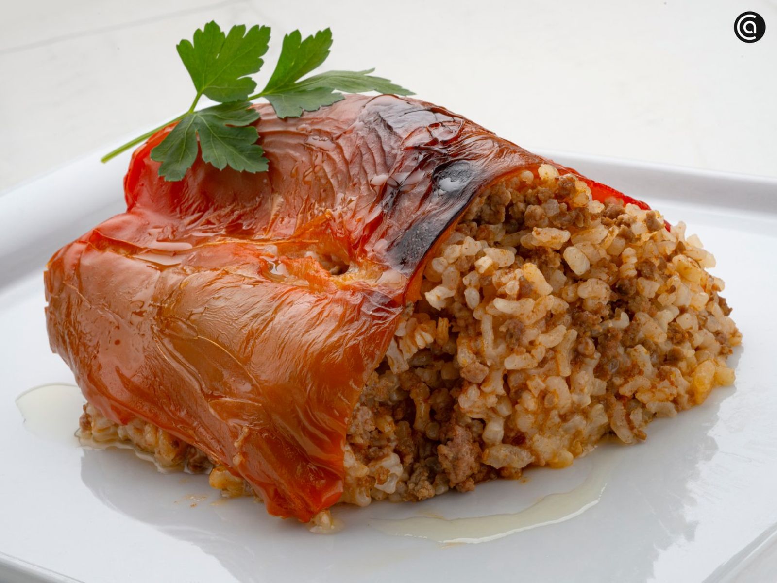Pimientos rellenos de arroz y carne, receta de Karlos Arguiñano