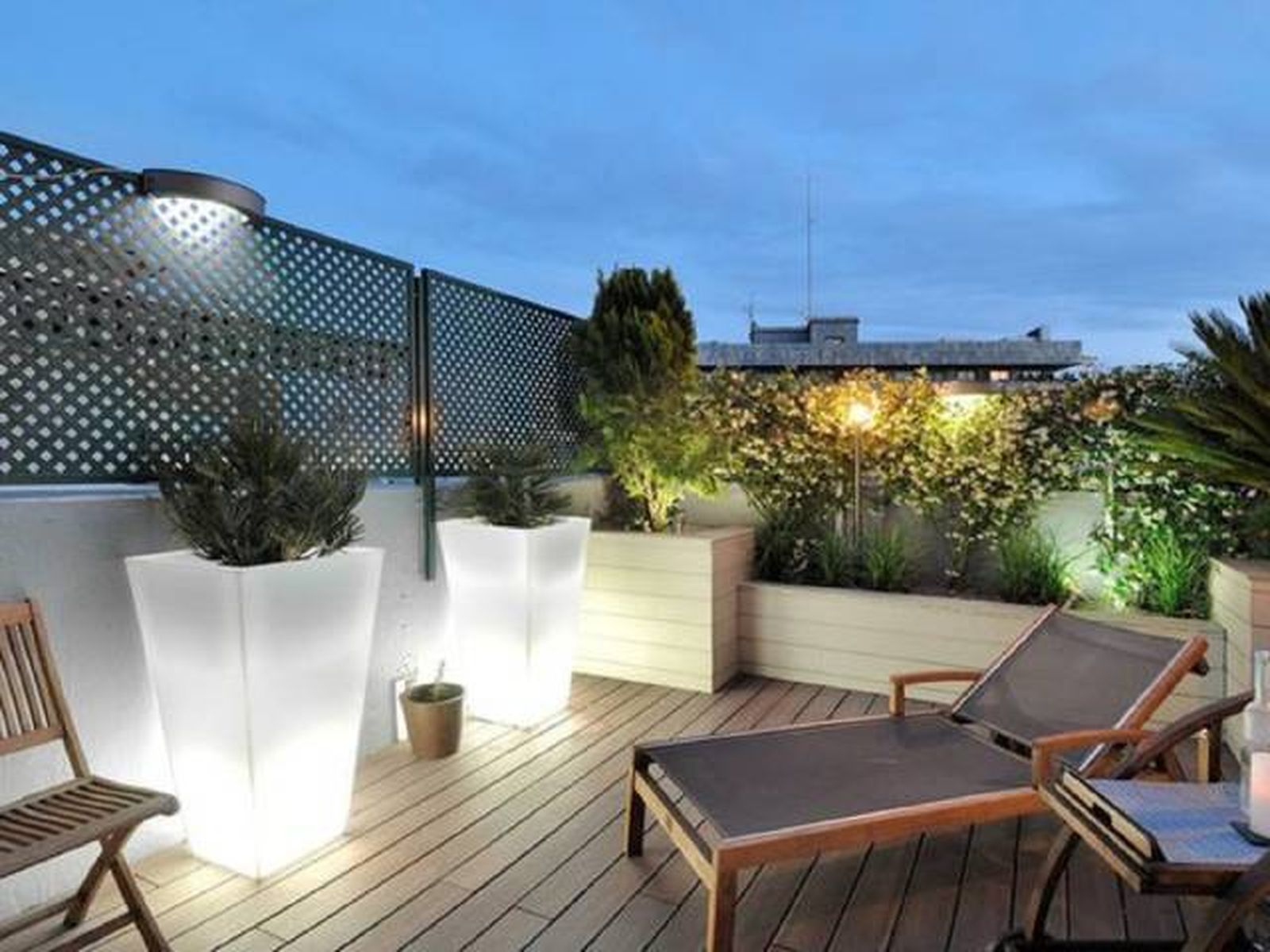 Descubre las diferentes soluciones para iluminar la terraza y crear un ambiente único 5 Descubre las diferentes soluciones para iluminar la terraza y crear un ambiente único 5