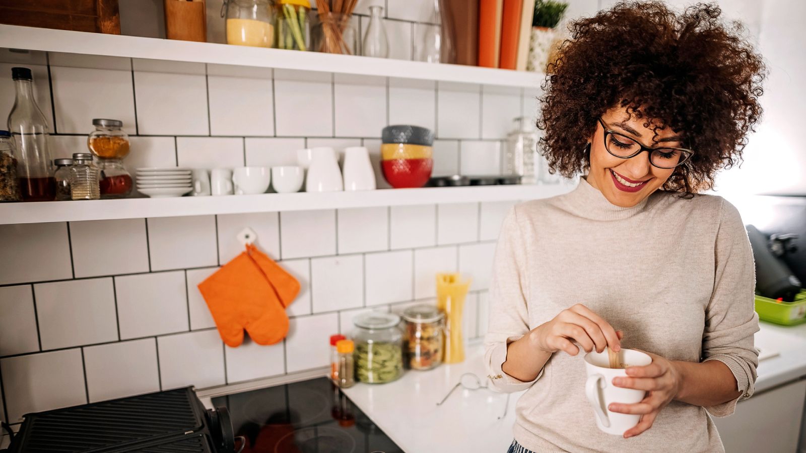 Una cocina ordenada transmite calma y convierte el momento de cocinar en un verdadero placer. Una cocina ordenada transmite calma y convierte el momento de cocinar en un verdadero placer.