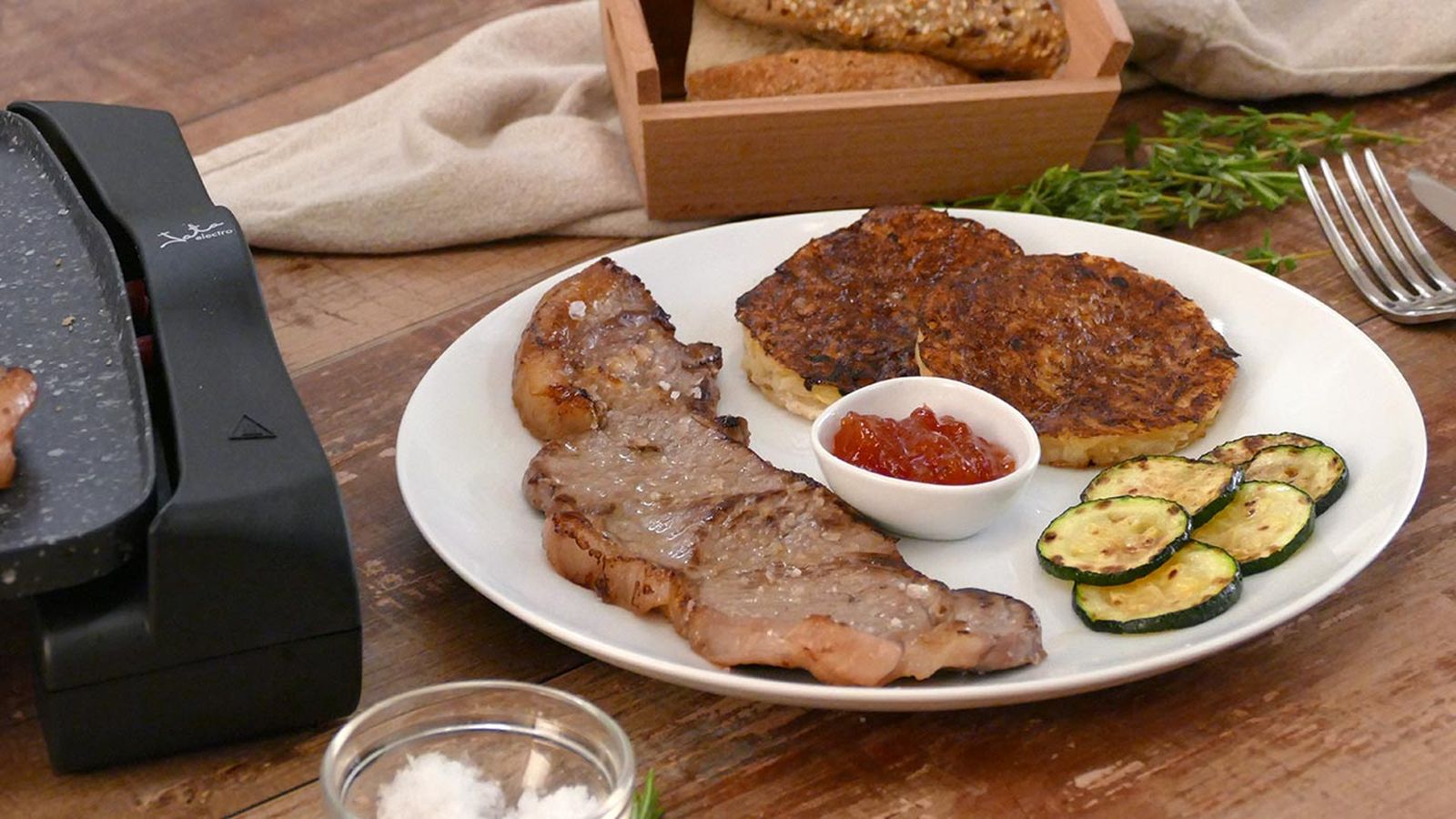 Receta de entrecot a la plancha con rösti de patata y calabacin Receta de entrecot a la plancha con rösti de patata y calabacin