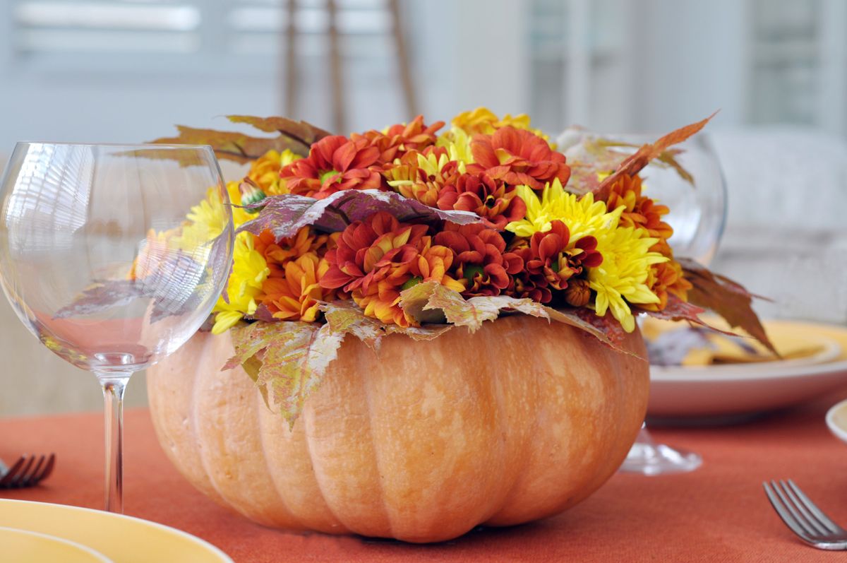 Centro floral con calabaza