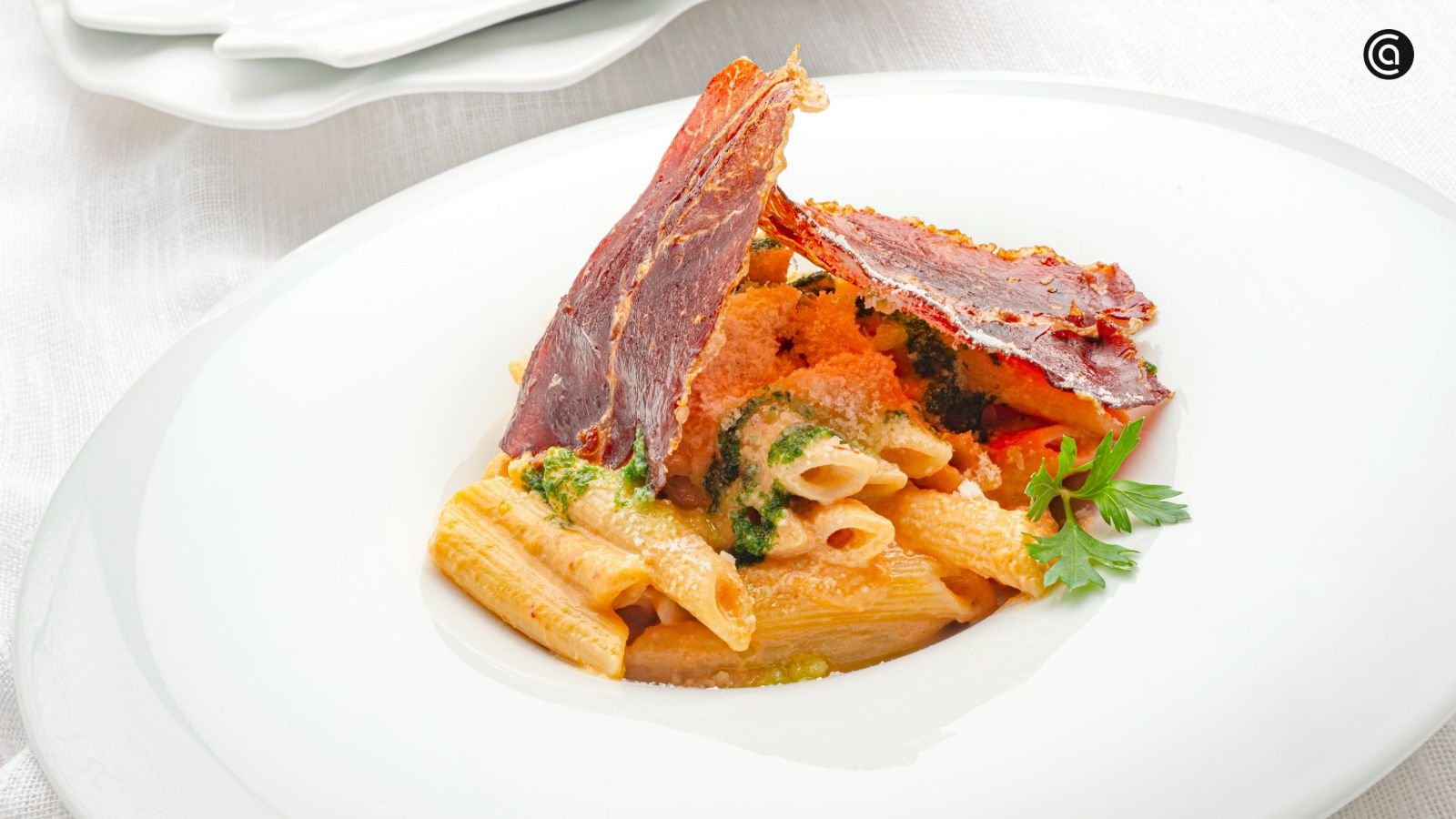 Penne rigate con chipotle y ricotta, receta de Joseba Arguiñano