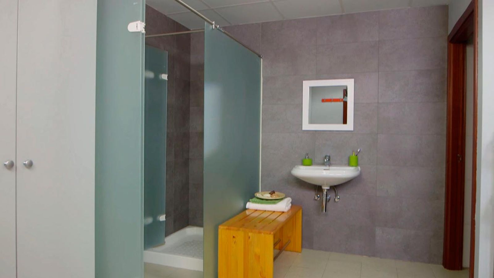 Revestimiento para el baño paso 9 Revestimiento para el baño paso 9