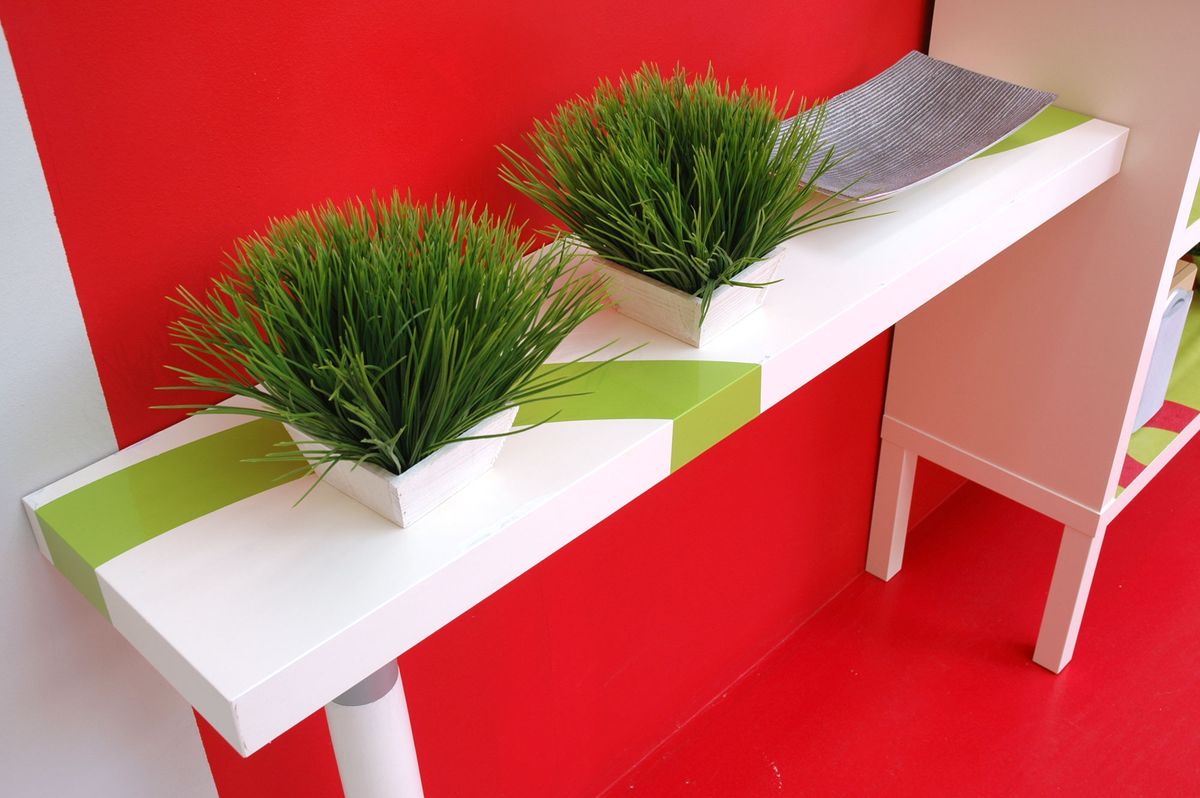 Pintar y decorar una estantería sencilla paso 13