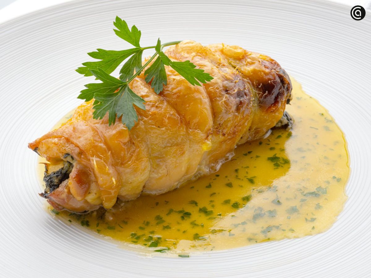 Aprende a preparar unos muslos de pollo rellenos de espinacas con Karlos Arguiñano