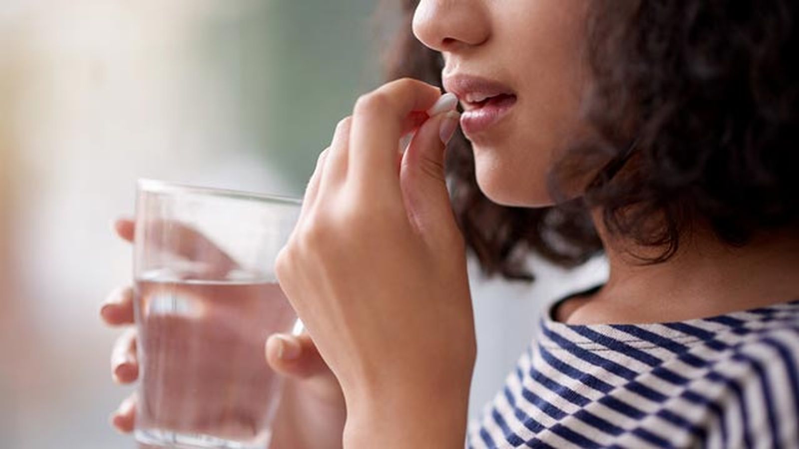 que es la biotina para que sirve y cuales son sus beneficios para el cabello suplementos biotina que es la biotina para que sirve y cuales son sus beneficios para el cabello suplementos biotina