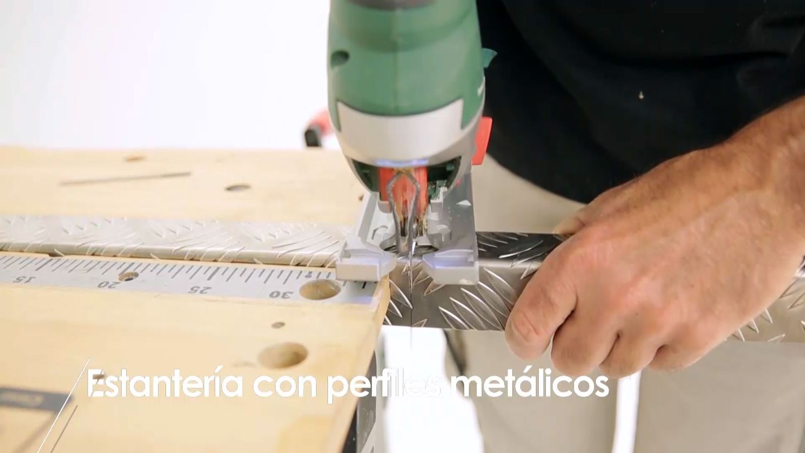 965 briconsejo1 estanteria perfiles metalicos paso 3 965 briconsejo1 estanteria perfiles metalicos paso 3