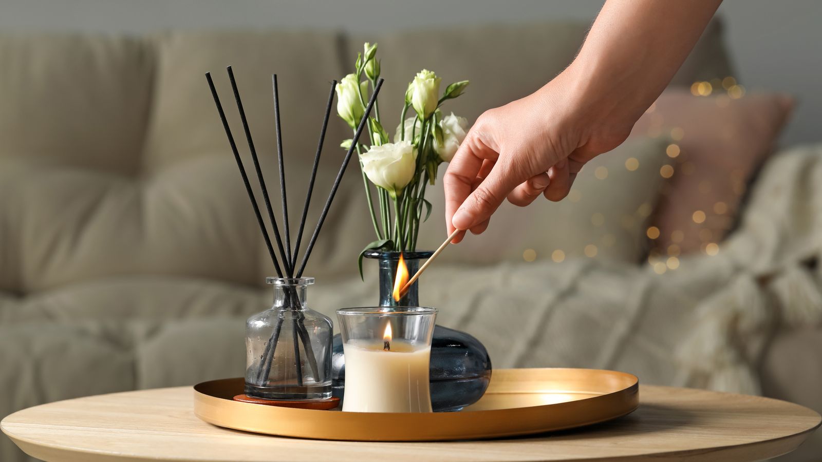 Utiliza velas y flores para crear una atmósfera relajante