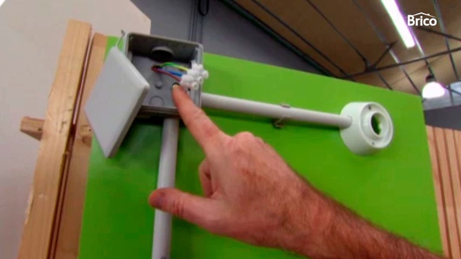 como conectar un interruptor simple paso 2 como conectar un interruptor simple paso 2