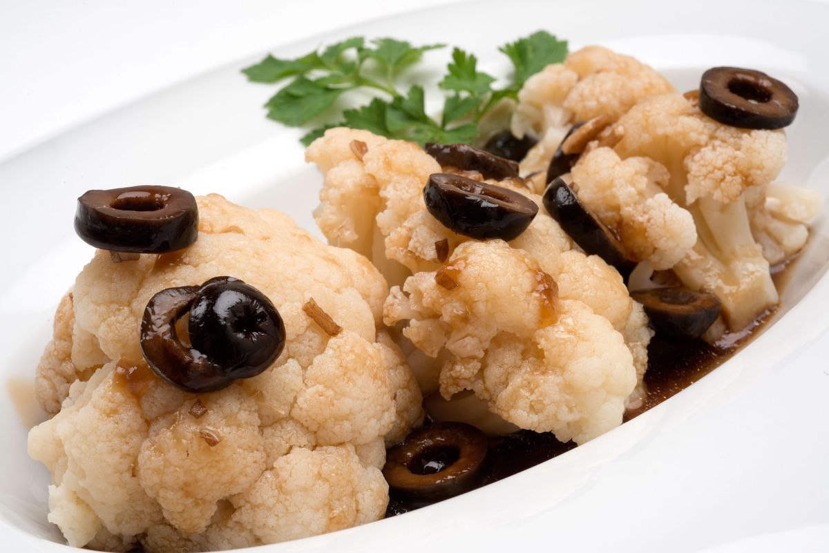 5666 1 Coliflor con salsa de aceitunas negras (1051) xl