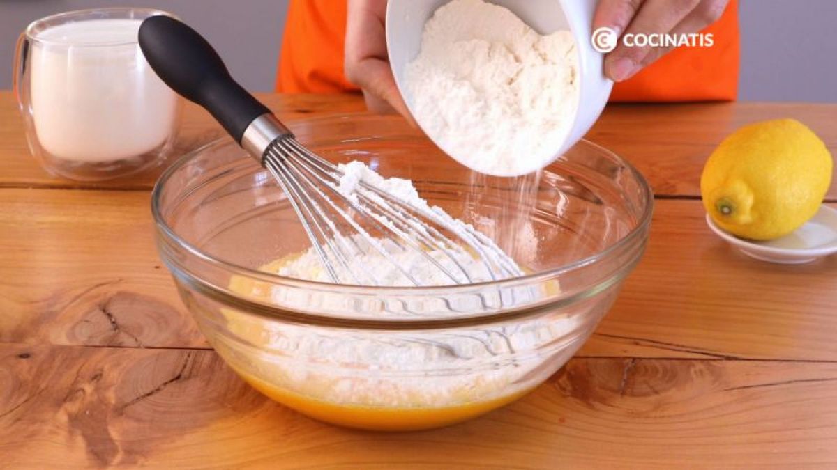 Elaboración de masa de frixuelos