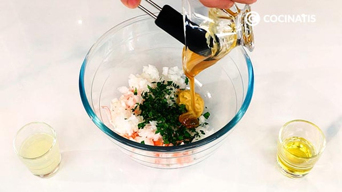 Receta de sushi con barritoas de Krissia  paso 2