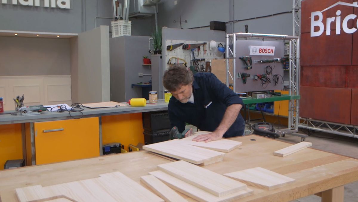 Hacer una silla escalera de madera paso 3