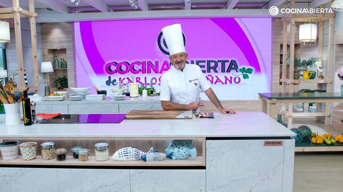 Karlos Arguiñano en el plató de la nueva temporada del programa Cocina Abierta 2024/25