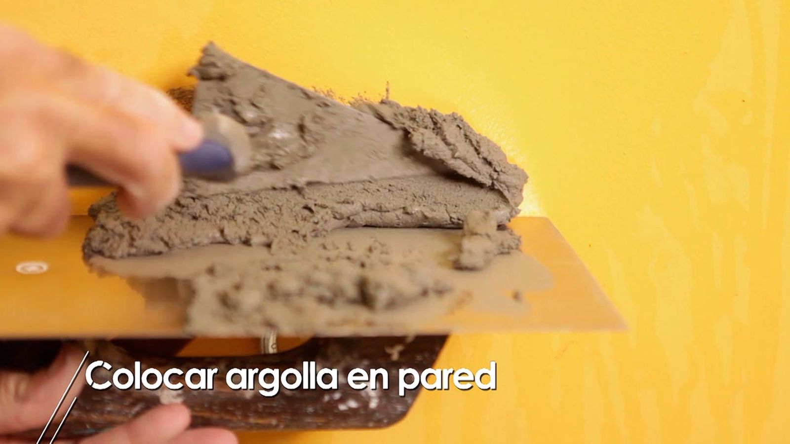 Cómo colocar una argolla en la pared paso 4 Cómo colocar una argolla en la pared paso 4