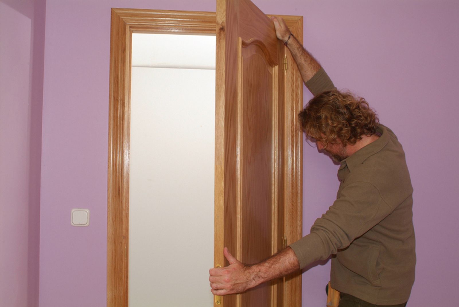 Cómo colocar una puerta paso 8 Cómo colocar una puerta paso 8