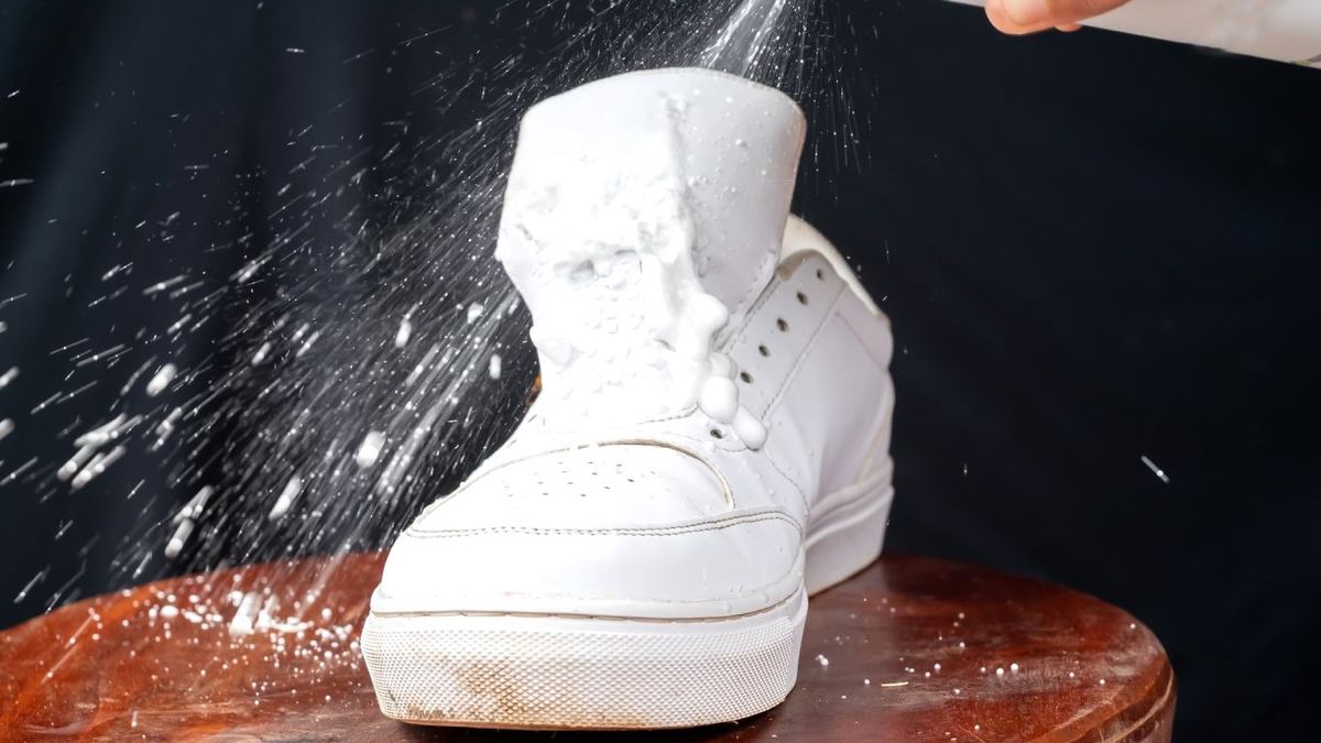 Deja actuat el producto unos minutos.