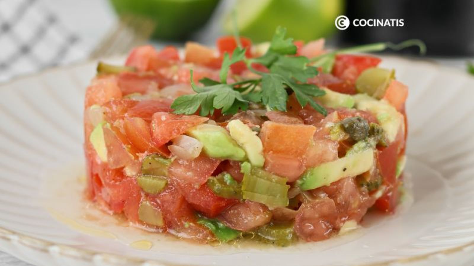 Tartar de tomate y aguacate Tartar de tomate y aguacate