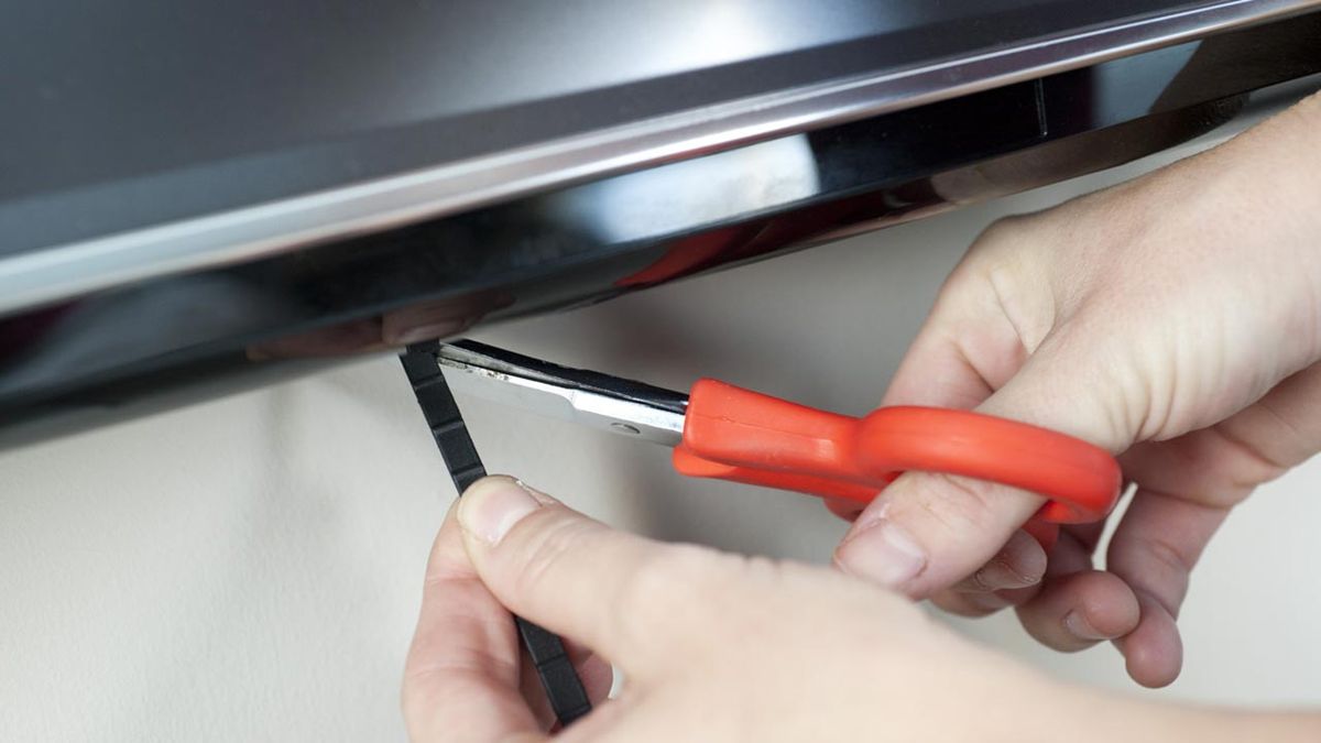 Bricomania 678 Fijar tv pared p6