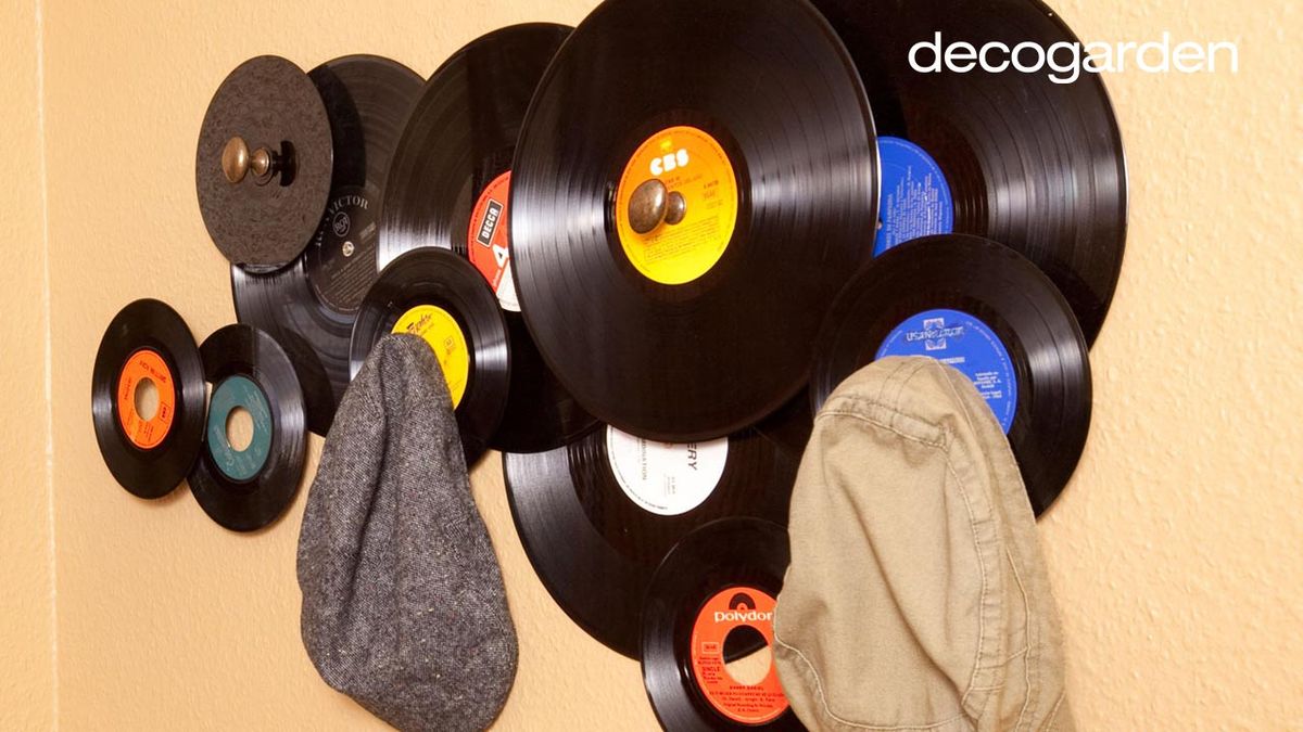 Cómo hacer un perchero con vinilos