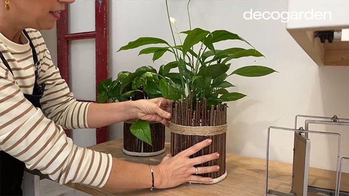 como hacer una maceta reciclando bote pintura paso 9