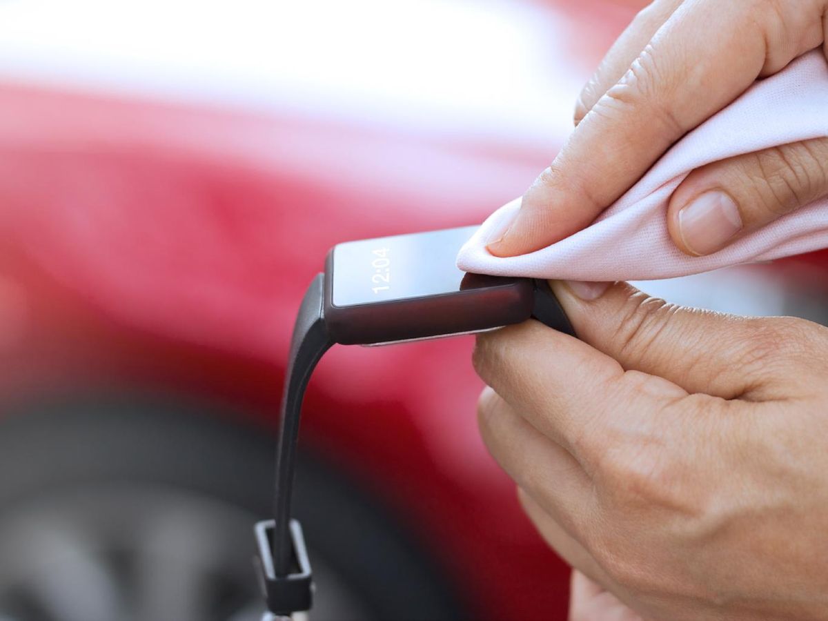 Limpiar las correas de los relojes es esencial.