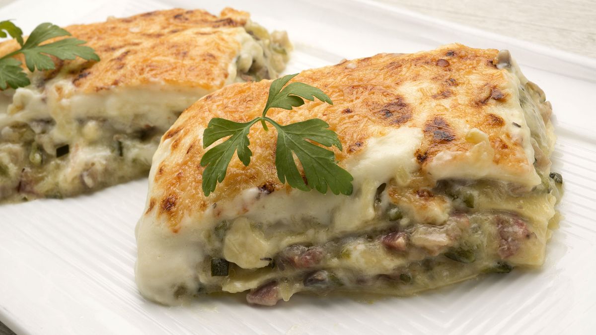 Lasaña de calabacín, champiñones y jamón