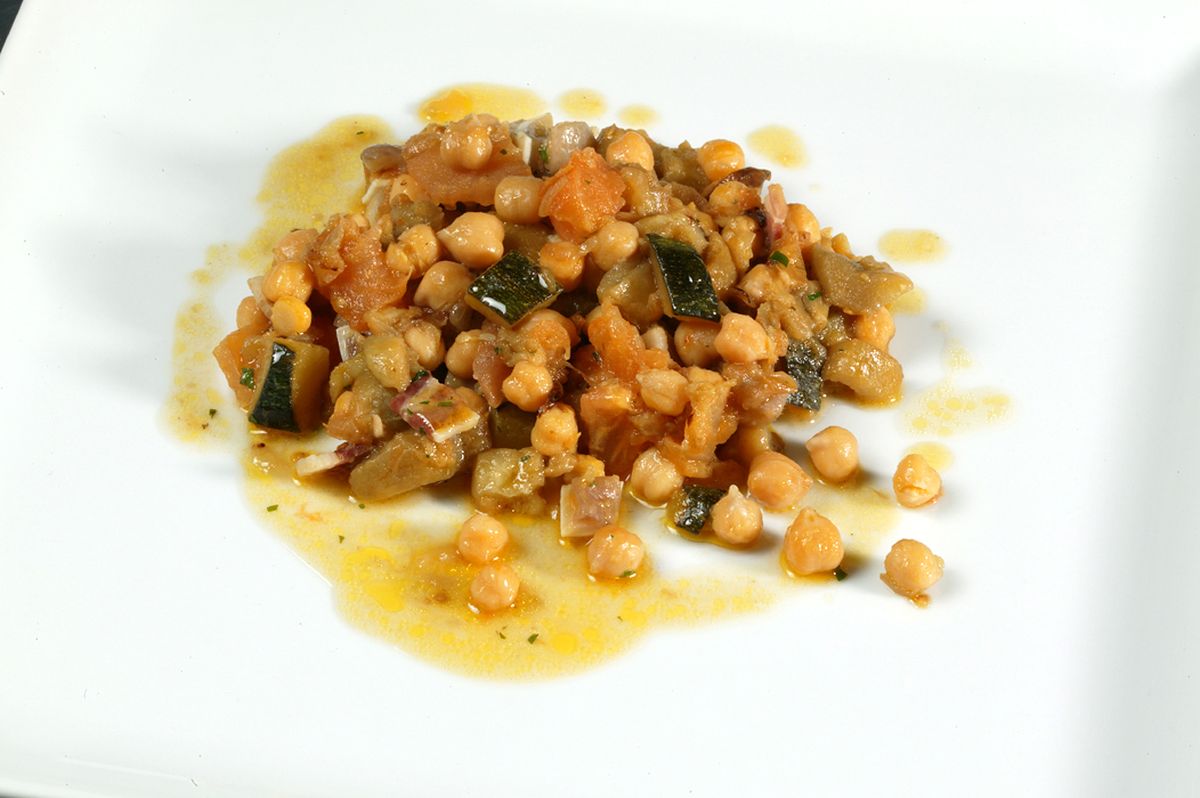Garbanzos con pisto