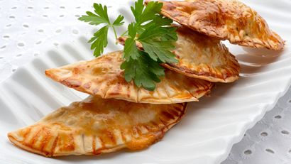 Empanadillas de carne con pasas, receta de Karlos Arguiñano