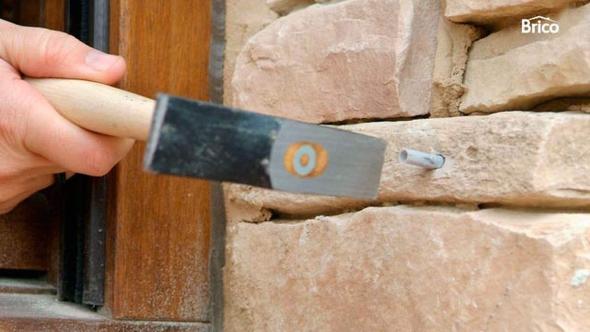 Sujeción para jardineras en ventana paso 6