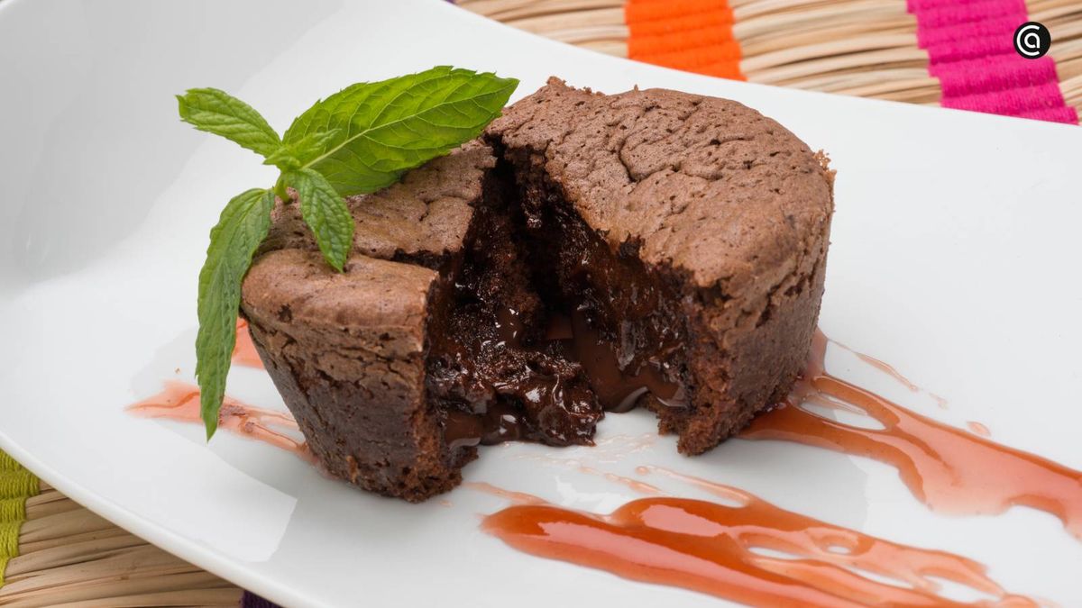 El coulant o volcán de chocolate es un postre muy típico en restaurantes
