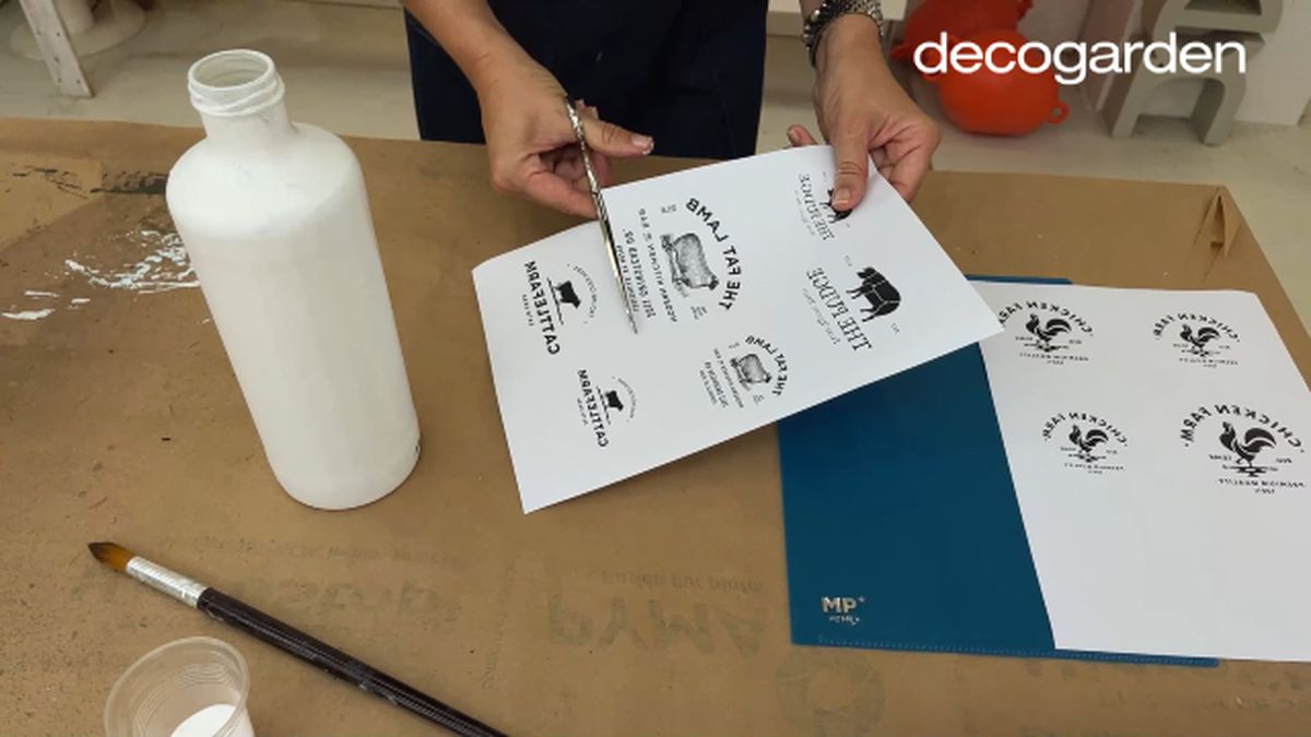 decorar botellas cristal paso 4