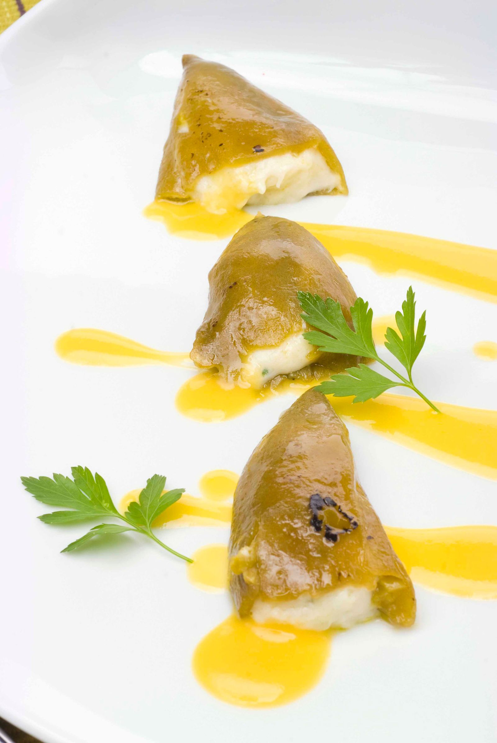 Piquillos verdes rellenos de bacalao Piquillos verdes rellenos de bacalao