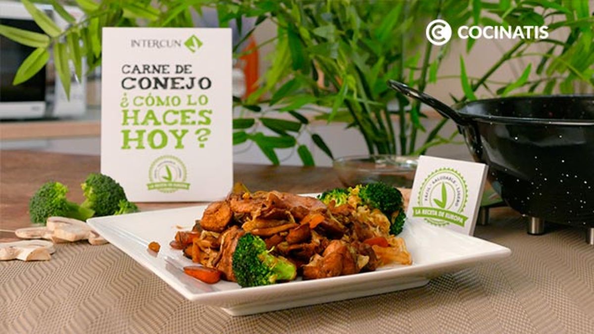 Receta de wok de carne de conejo y verduras  paso 7