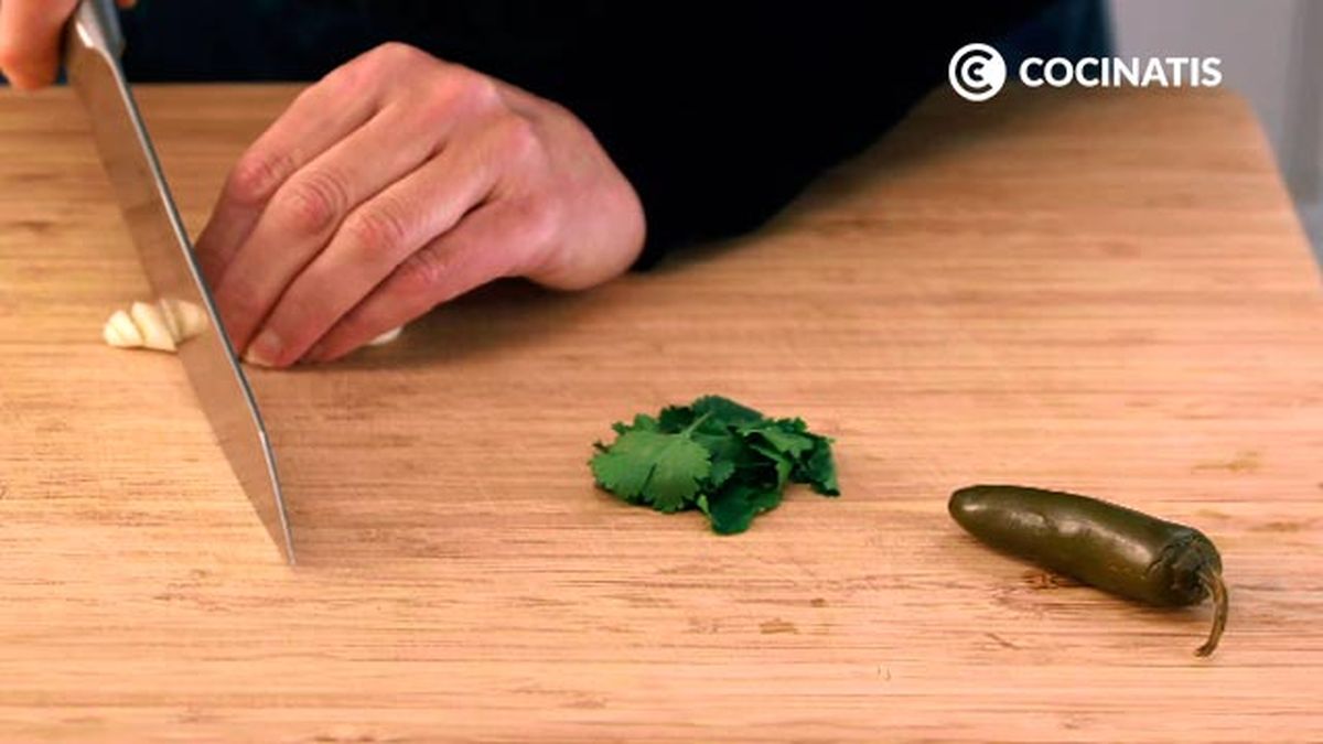 Receta de crema de aguacate para untar  paso 1