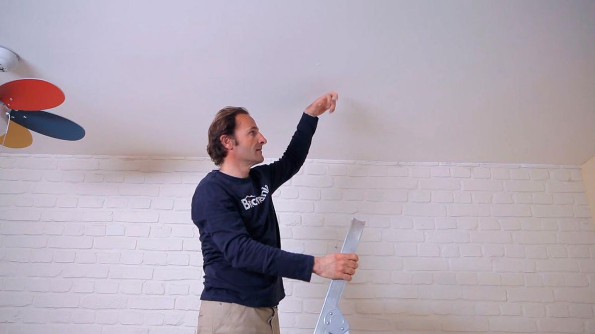 Tipos de tacos para el techo paso 1