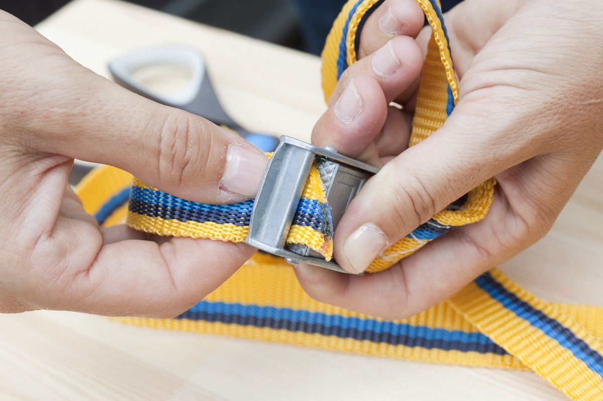 Bricomania 662 cortar y reparar cinchas p3