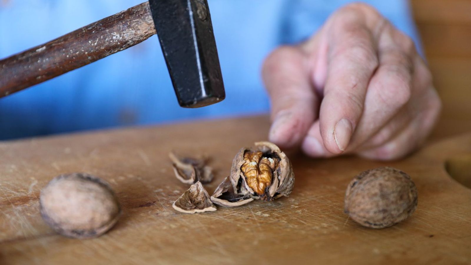 Cascar nueces Cascar nueces