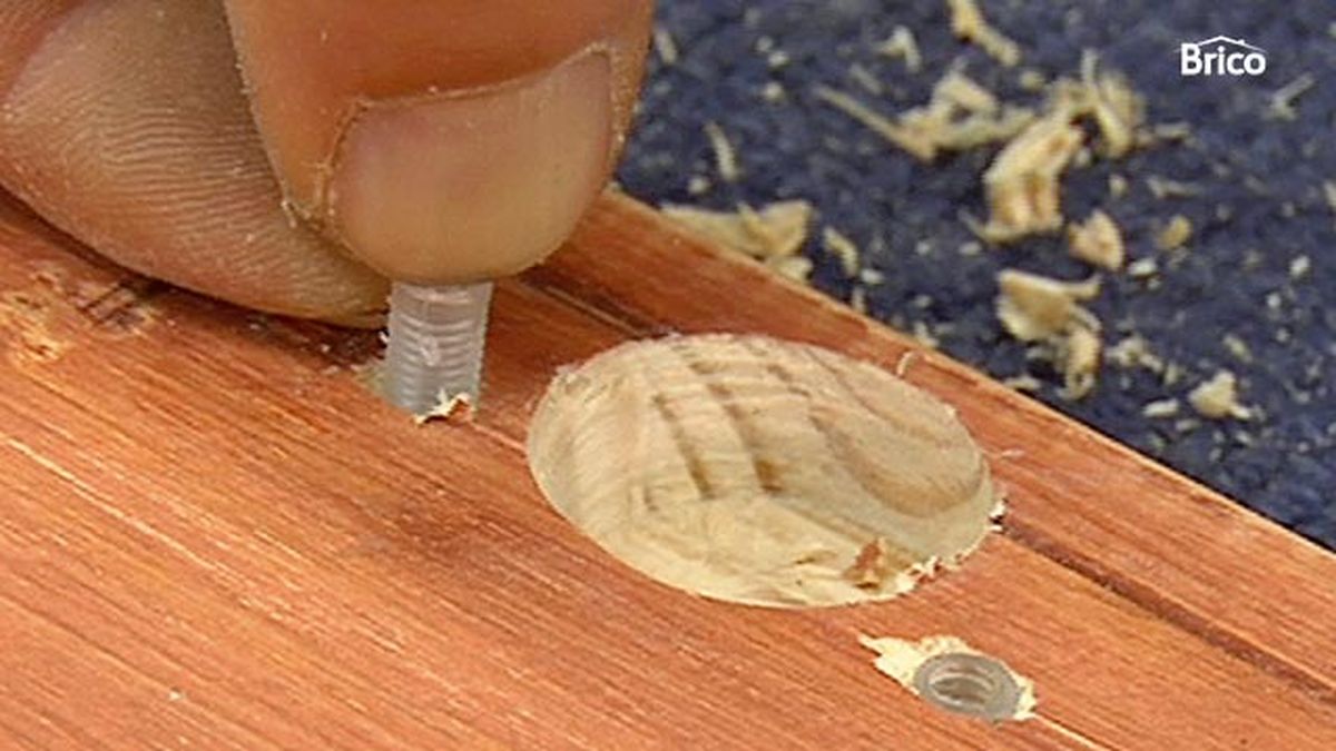 Como cambiar las bisagras de un armario paso a paso 6