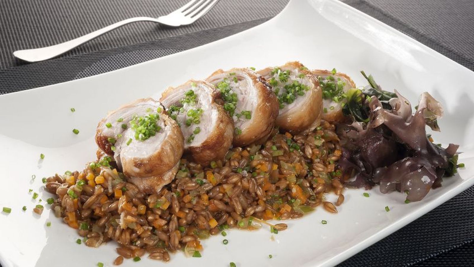 lomo cordero trigo algas