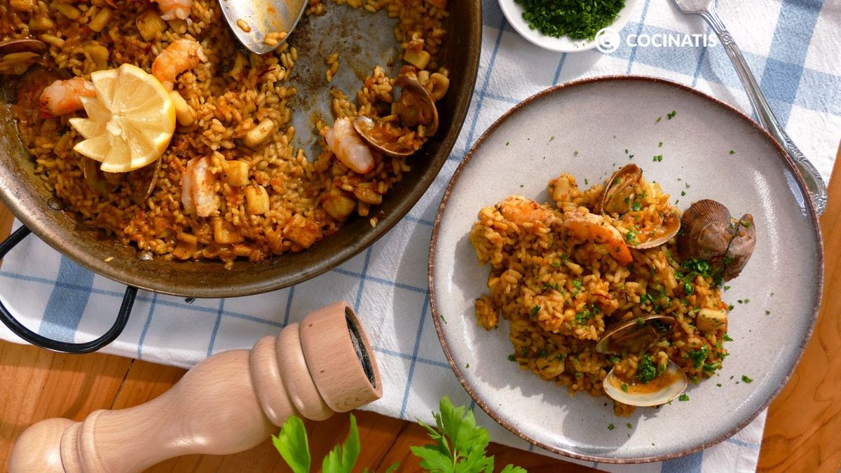 Paella de pescado y marisco