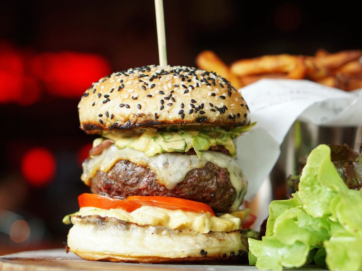 La hamburguesa perfecta no puede tener más de 7 cm de alto para poder disfrutarla bien